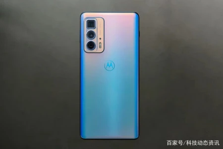 从3299跌至2399,骁龙870+12GB+256GB,上市仅3个月 从3299跌至2399,骁龙870+12GB+256GB,上市仅3个月